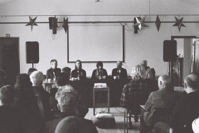 Panel of people discussing LOF